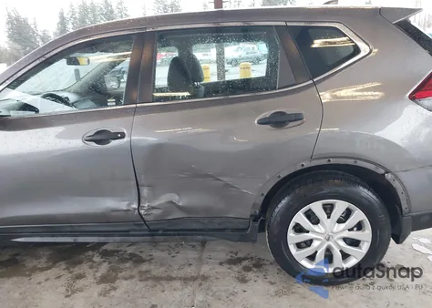 2017 Nissan Rogue S z USA, uszkodzony, nr VIN KNMAT2MT1HP606051